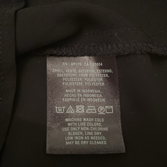 Maeve flutter sleeve blouse. - Picture 7 of 7